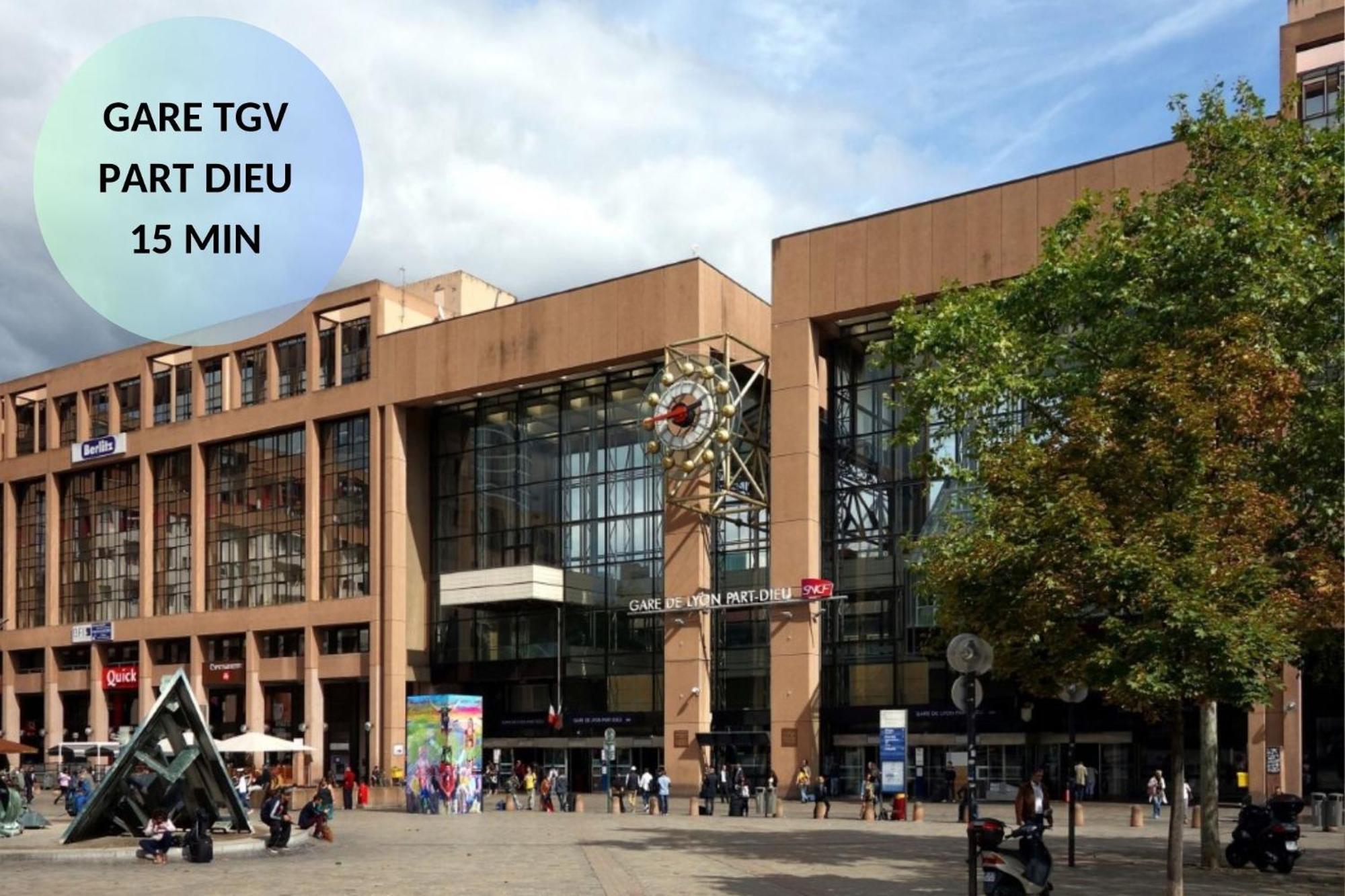 Ferienwohnung Super Chazelles - Metro - Hopitaux Lyon Sud Saint-Genis-Laval Exterior foto