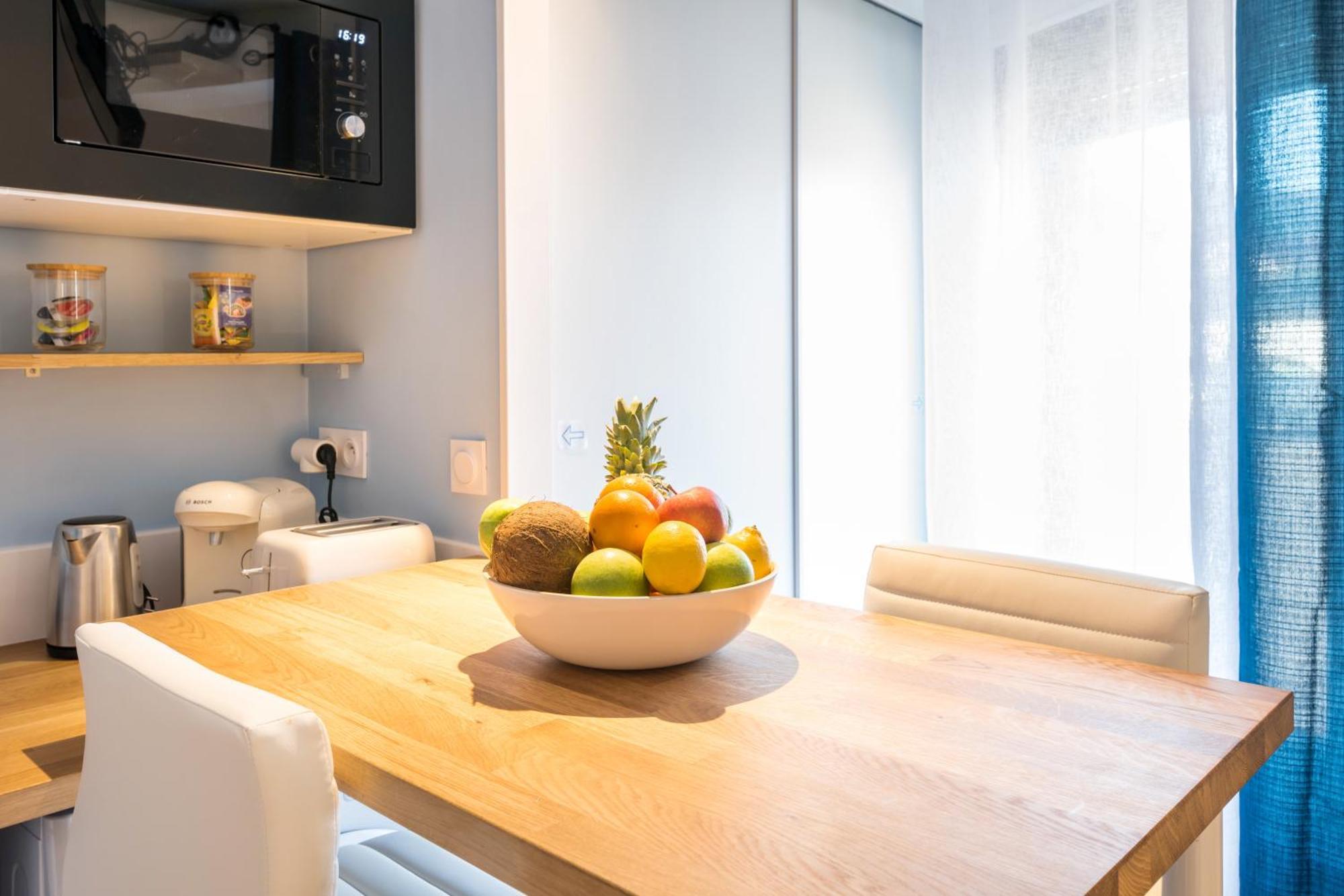 Ferienwohnung Super Chazelles - Metro - Hopitaux Lyon Sud Saint-Genis-Laval Exterior foto